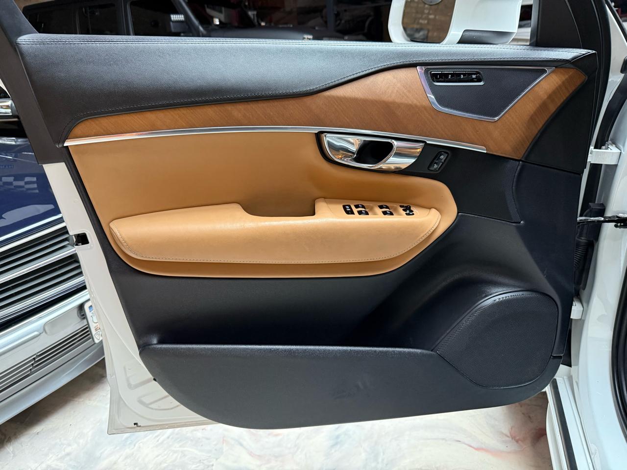 2016 VOLVO XC90 - Image 35