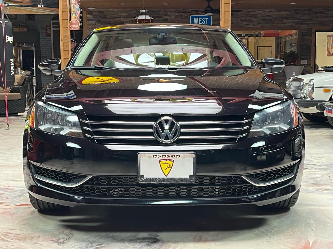 2012 VOLKSWAGEN PASSAT - Image 2