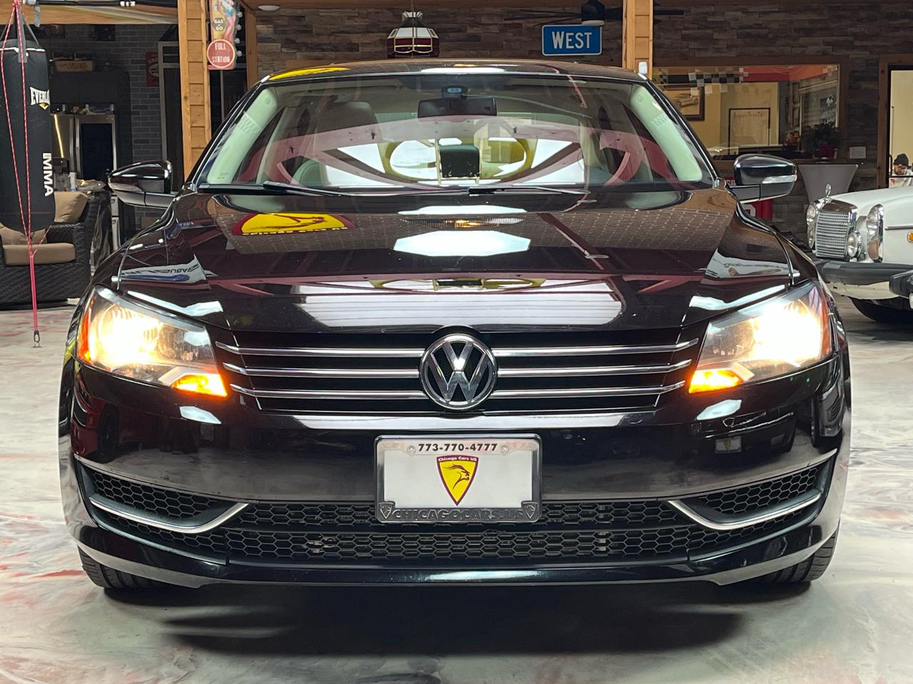 2012 VOLKSWAGEN PASSAT - Image 8