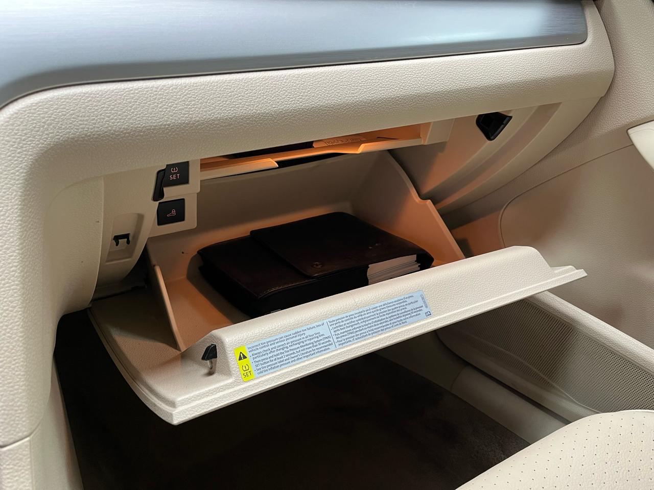 2012 VOLKSWAGEN PASSAT - Image 26