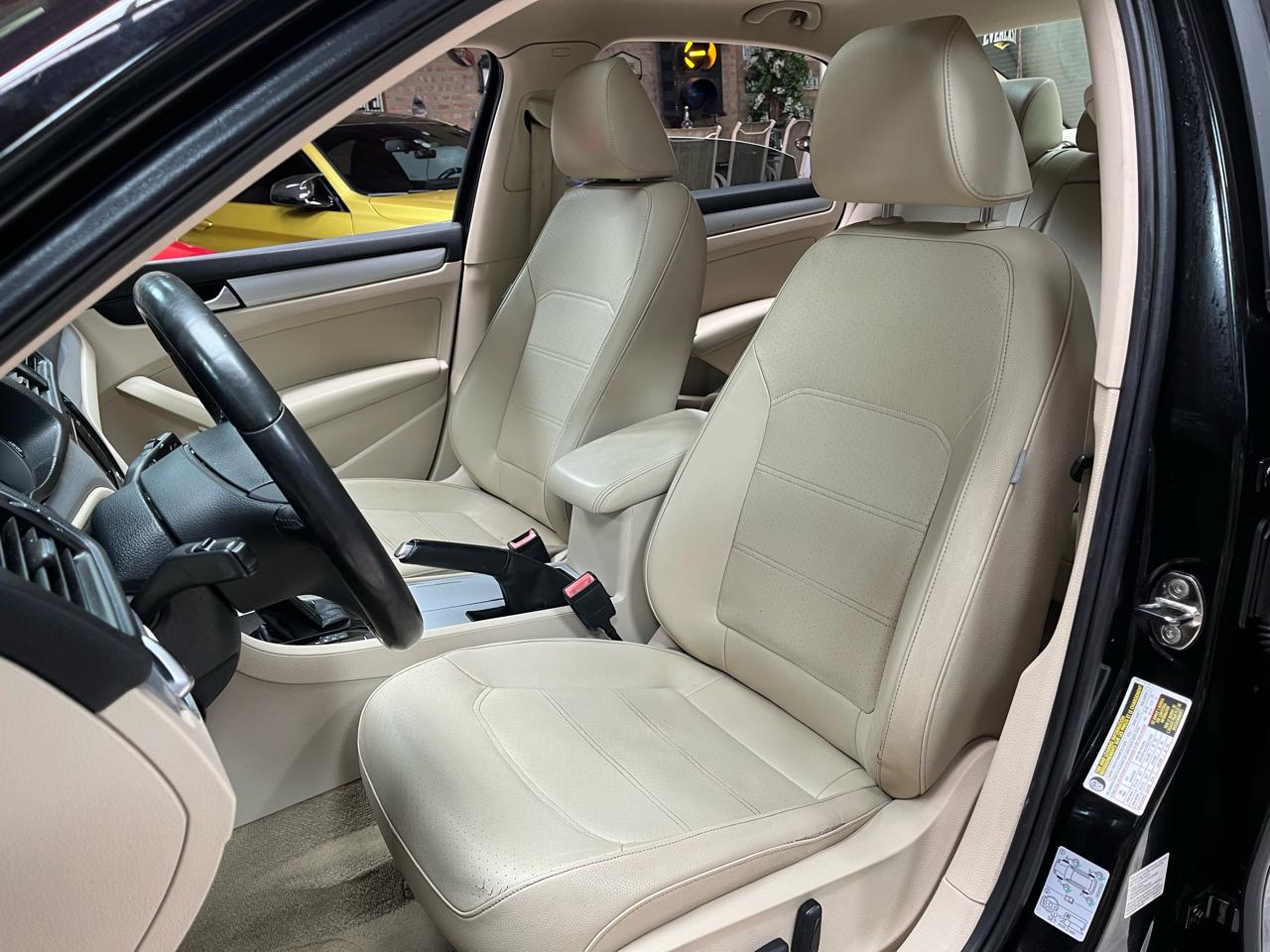 2012 VOLKSWAGEN PASSAT - Image 31