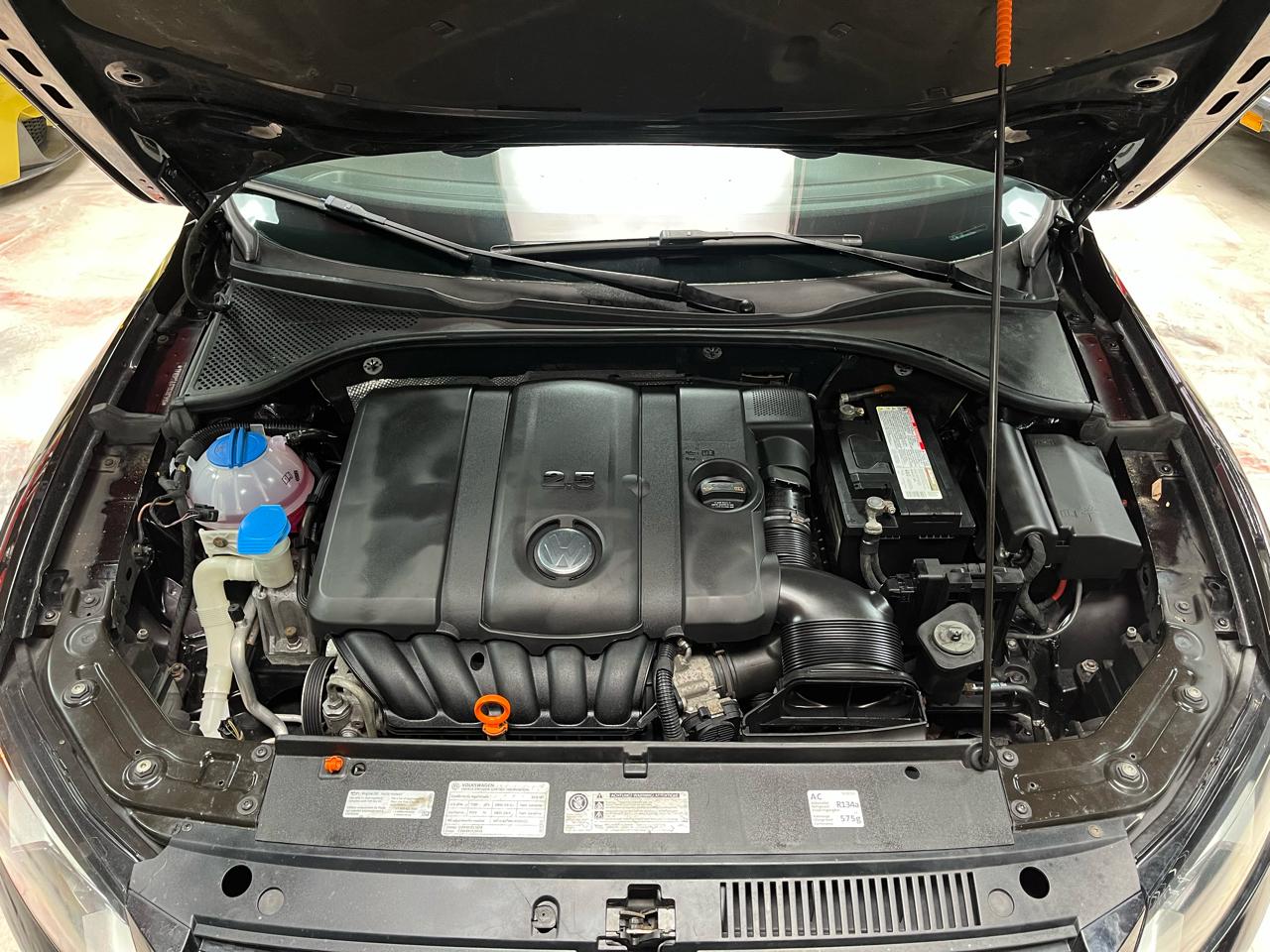 2012 VOLKSWAGEN PASSAT - Image 40