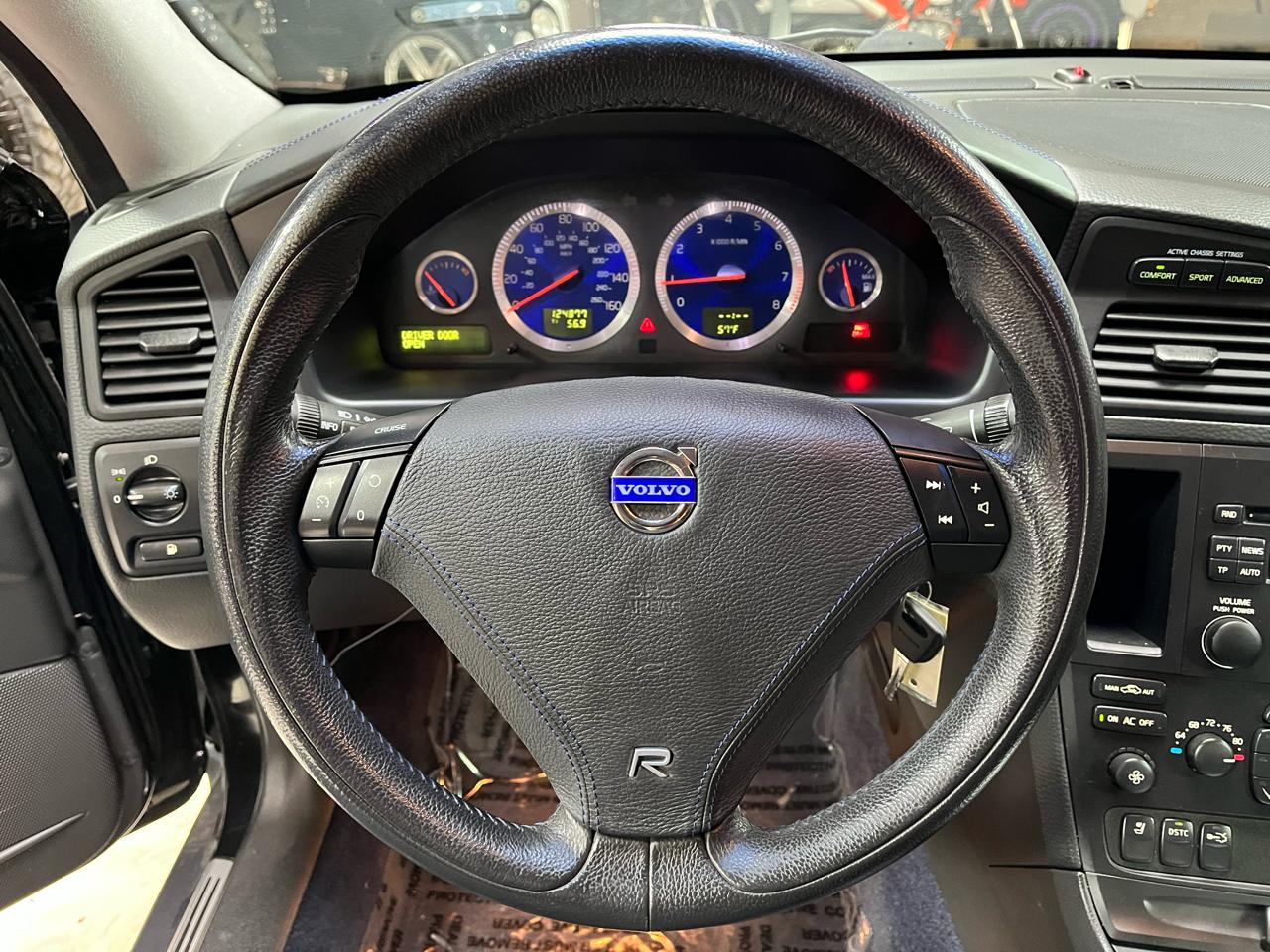 2004 VOLVO S60 - Image 13