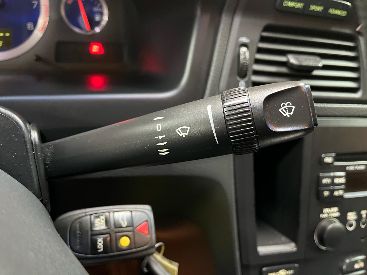 2004 VOLVO S60 - Image 18