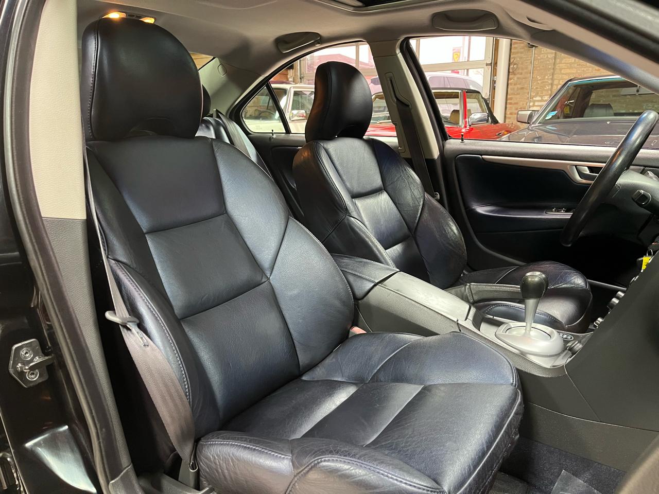 2004 VOLVO S60 - Image 31