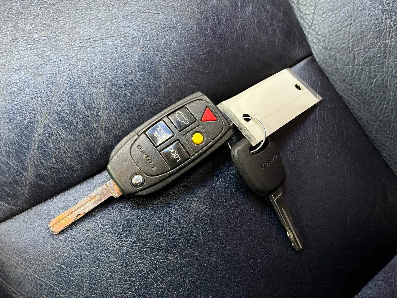 2004 VOLVO S60 - Image 44