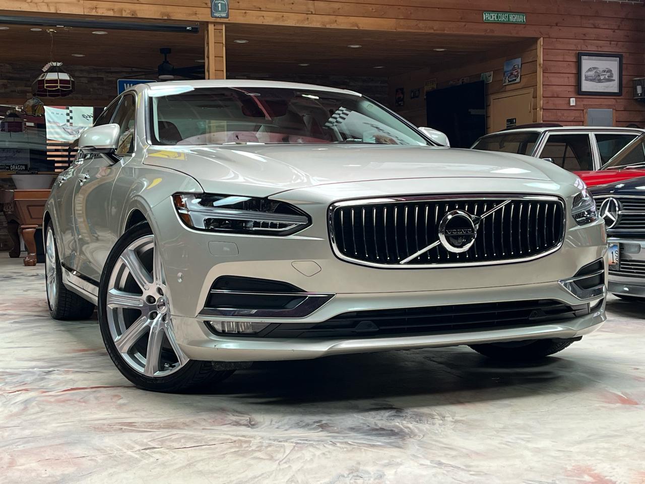 2017 VOLVO S90 - Image 3