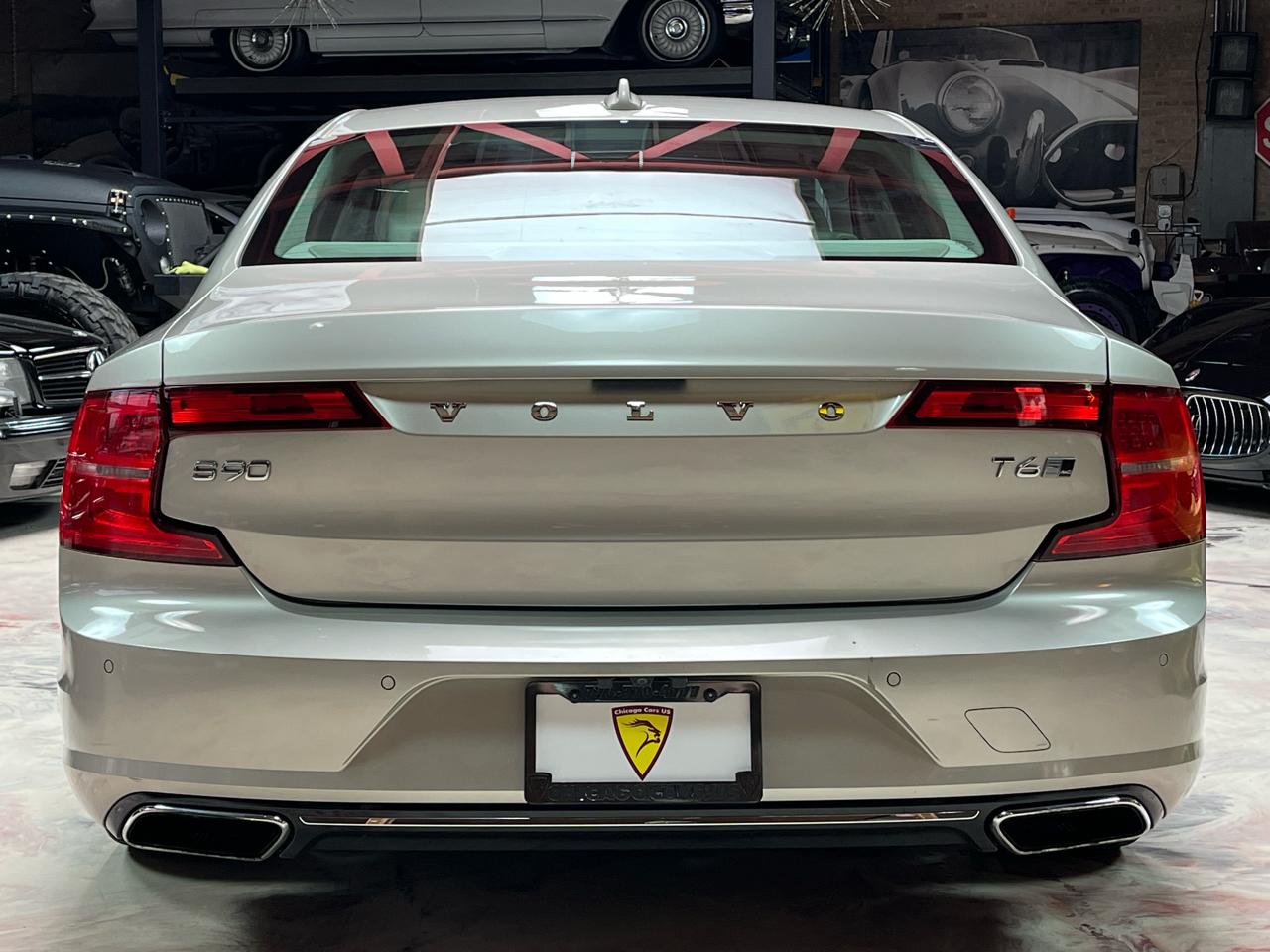 2017 VOLVO S90 - Image 6