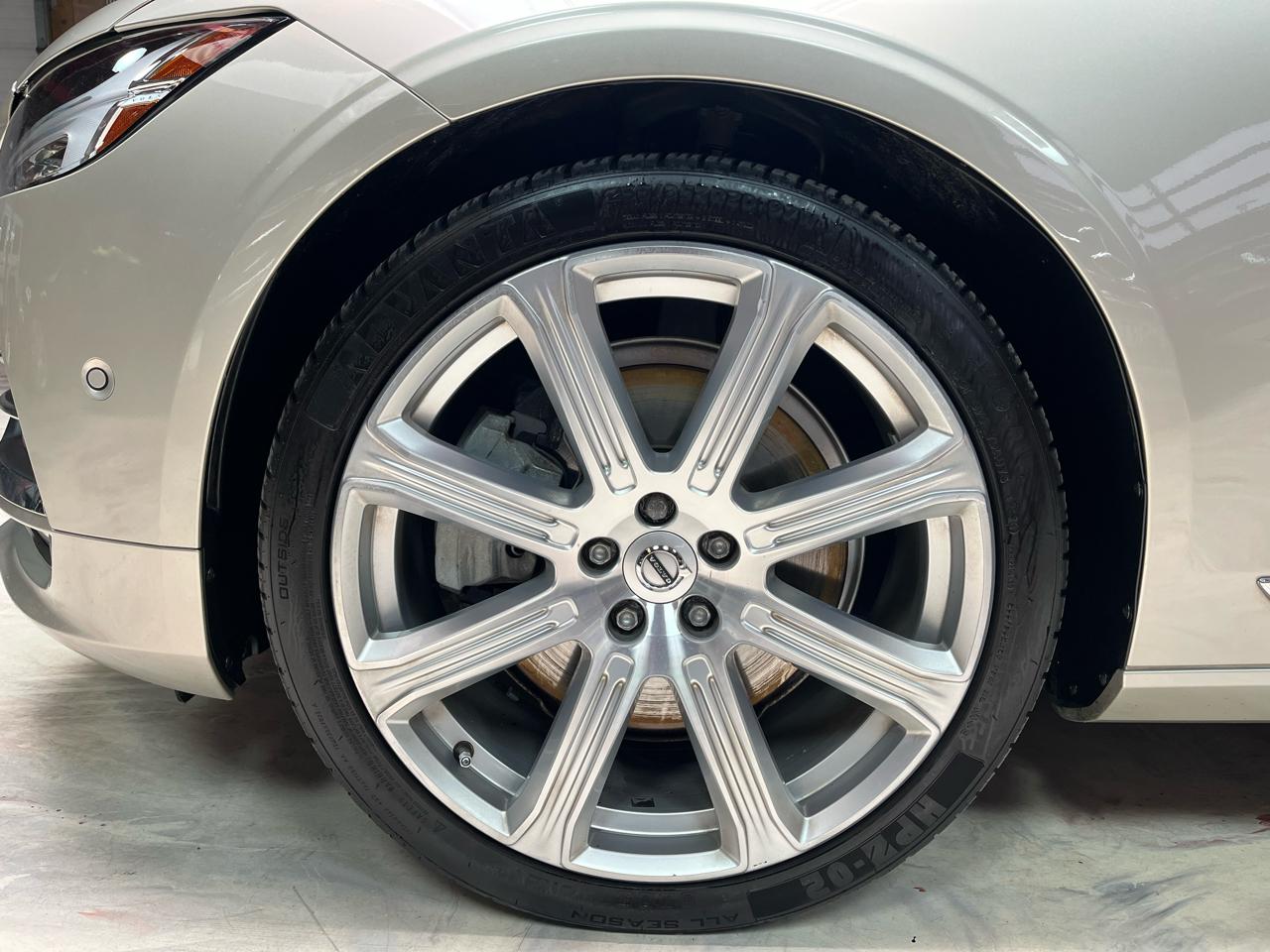 2017 VOLVO S90 - Image 42