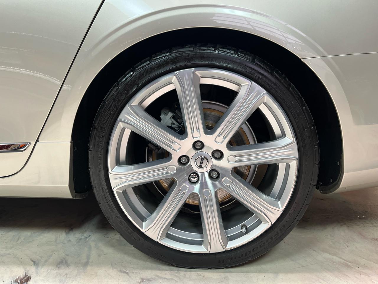 2017 VOLVO S90 - Image 43