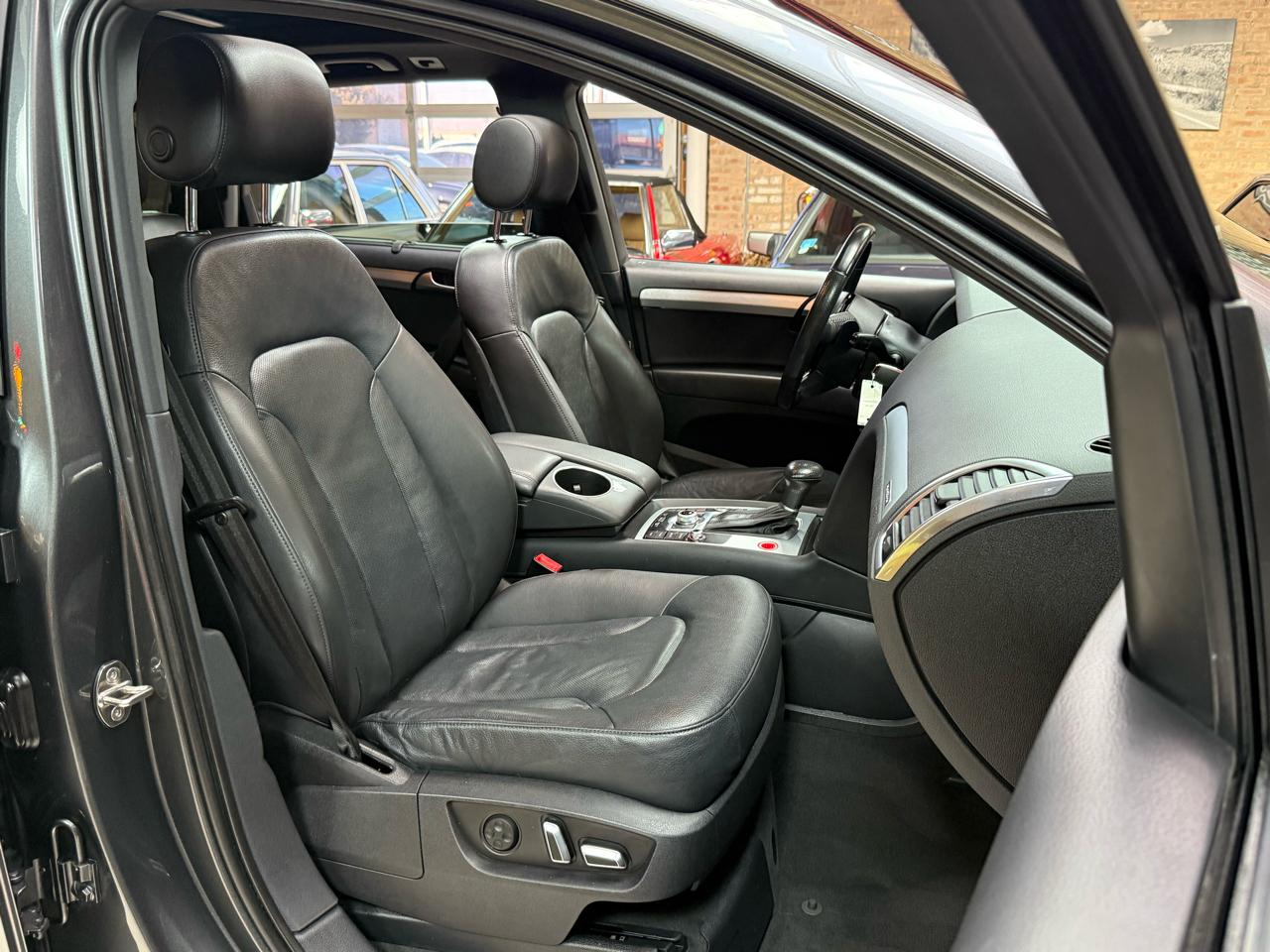 2015 AUDI Q7 - Image 32