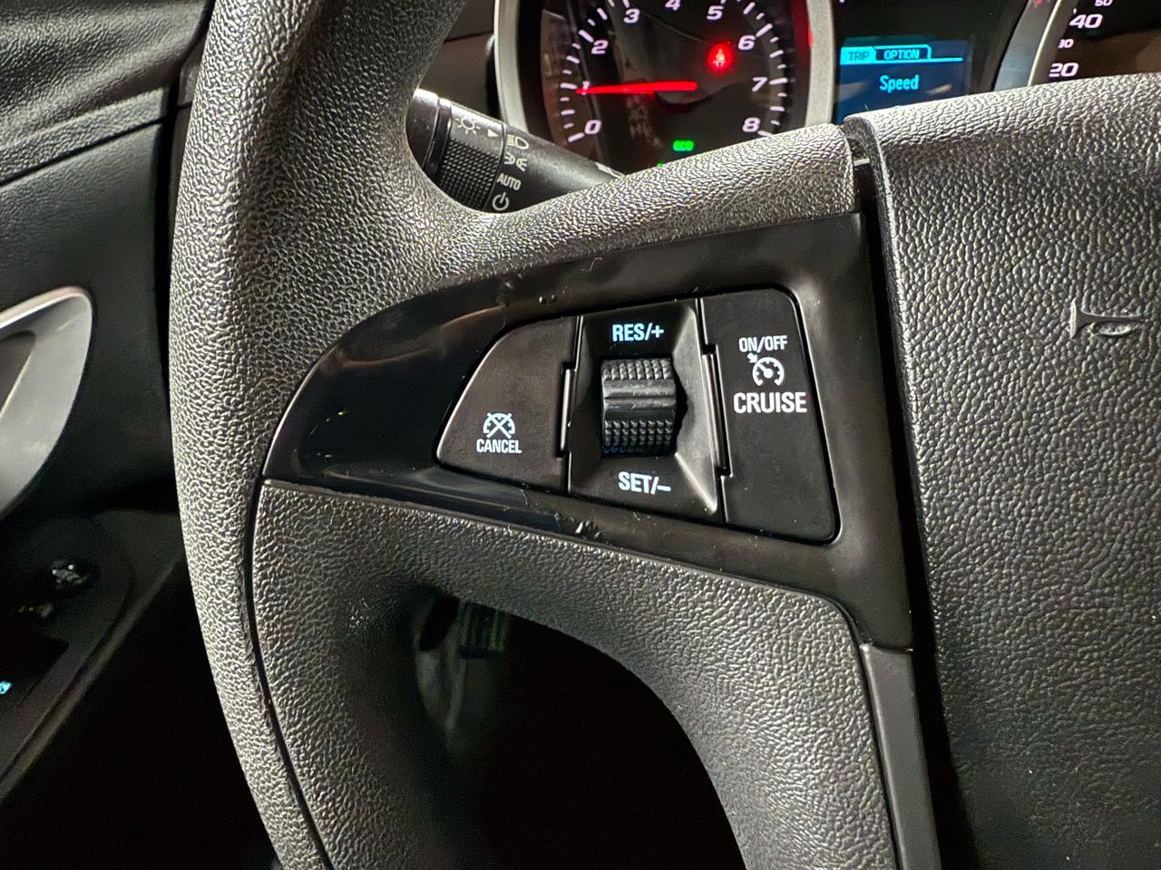 2017 CHEVROLET EQUINOX - Image 18