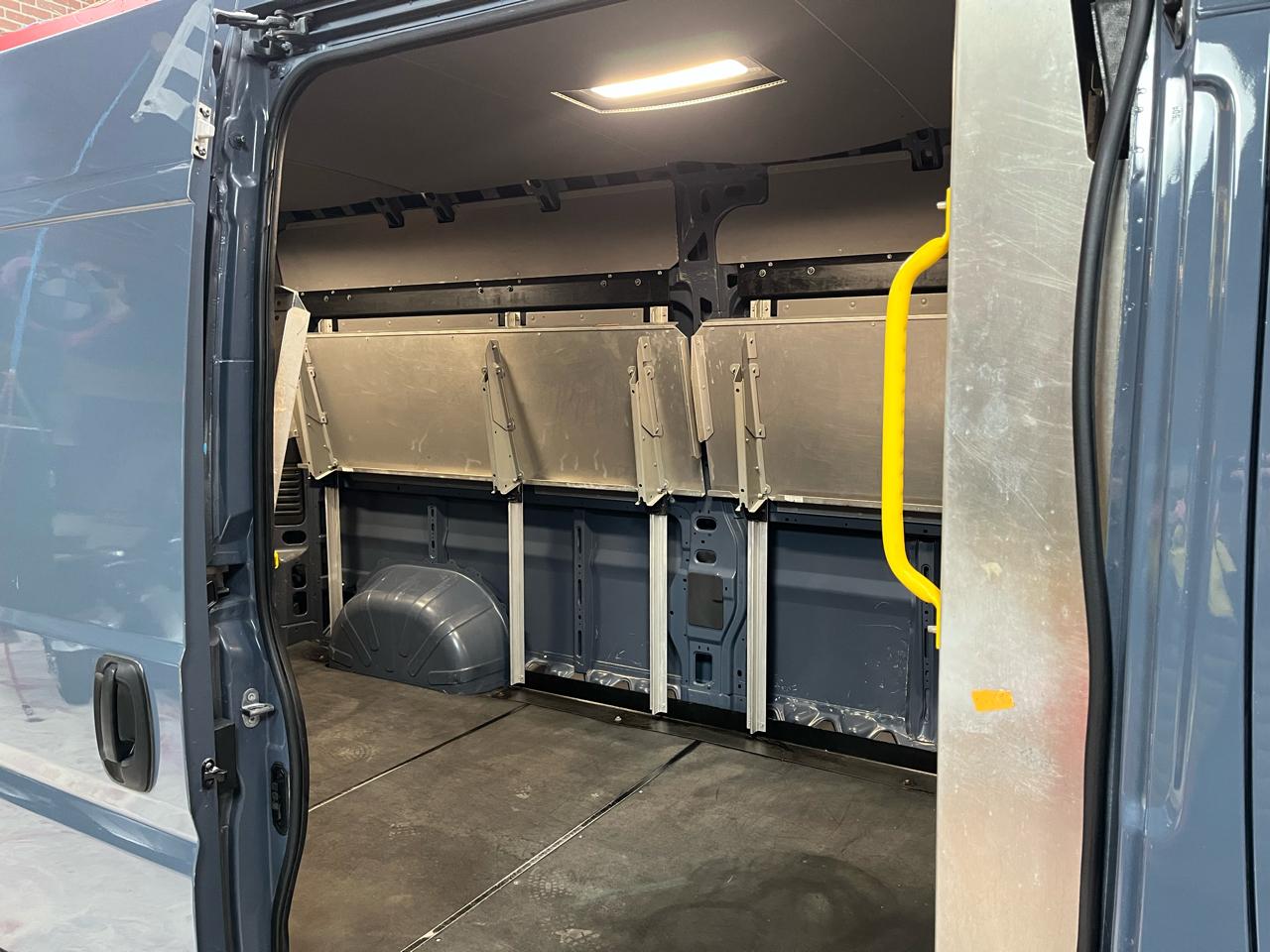 2019 RAM PROMASTER 2500 - Image 32