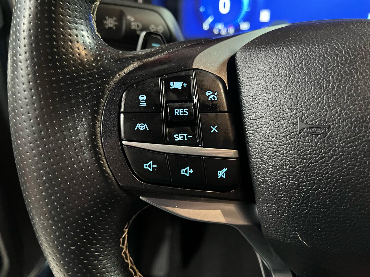 2020 FORD EXPLORER - Image 18