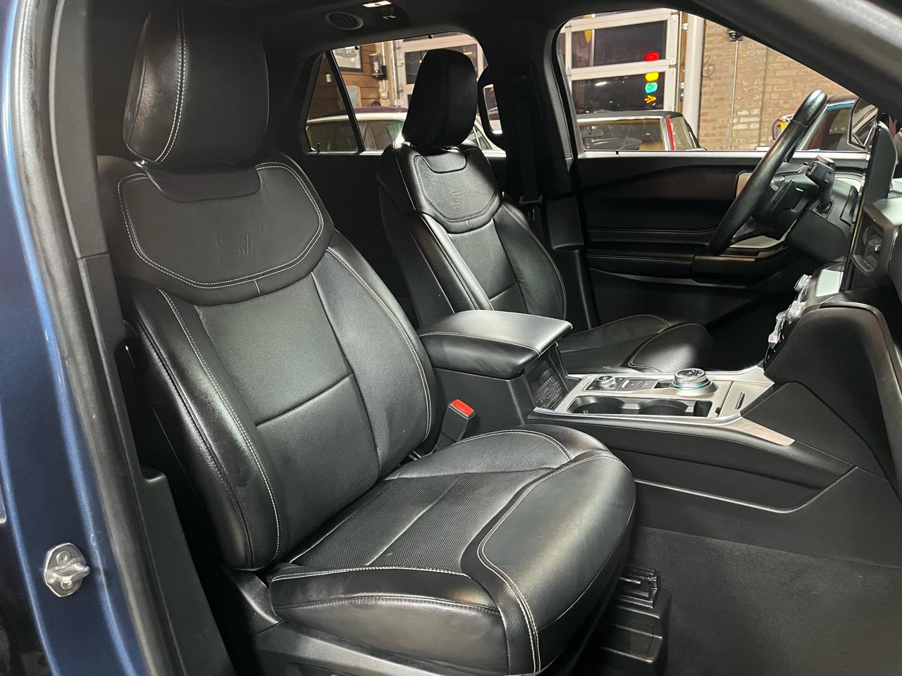 2020 FORD EXPLORER - Image 32