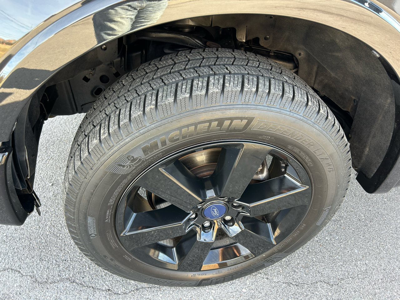 Ford F-150 4WD SuperCrew 139" Lariat 2015