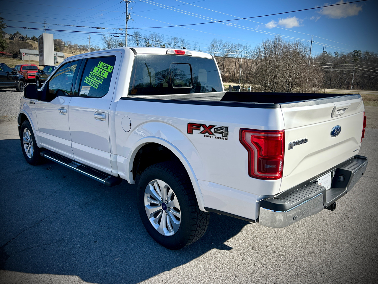 Ford F-150 4WD SuperCrew 139" Lariat 2015