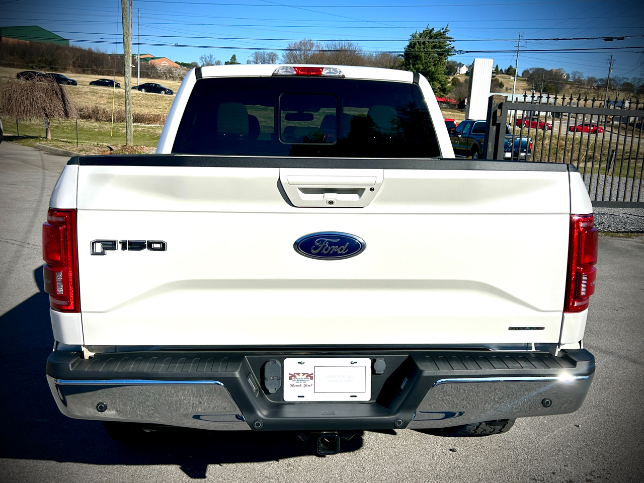 Ford F-150 4WD SuperCrew 139" Lariat 2015