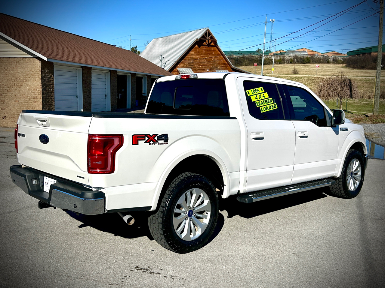 Ford F-150 4WD SuperCrew 139" Lariat 2015