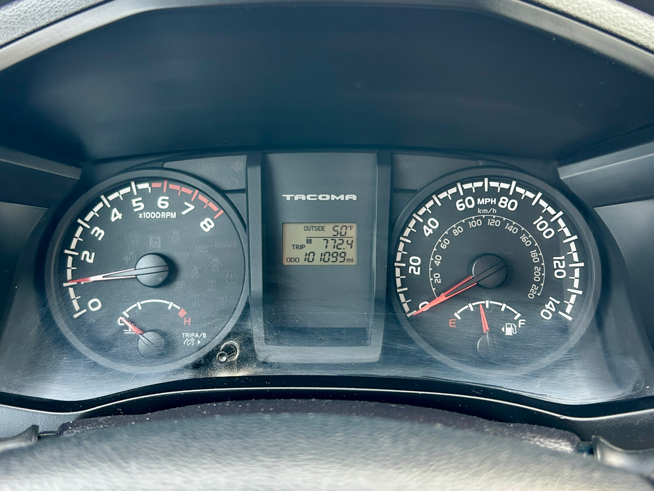 Toyota Tacoma 4WD Access Cab I4 MT (Natl) 2016