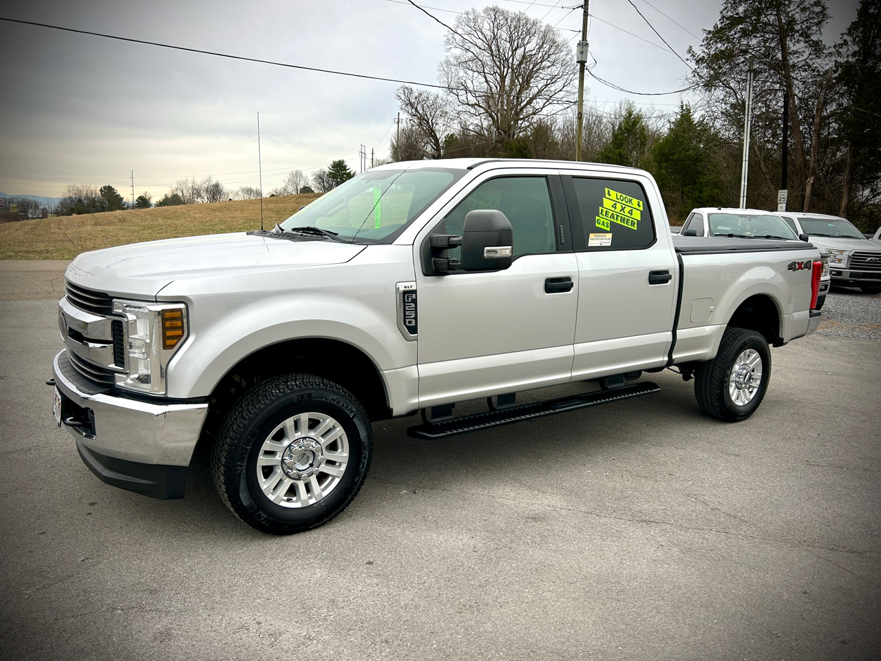 Ford F-250 SD XLT Crew Cab SWB 4WD 2019