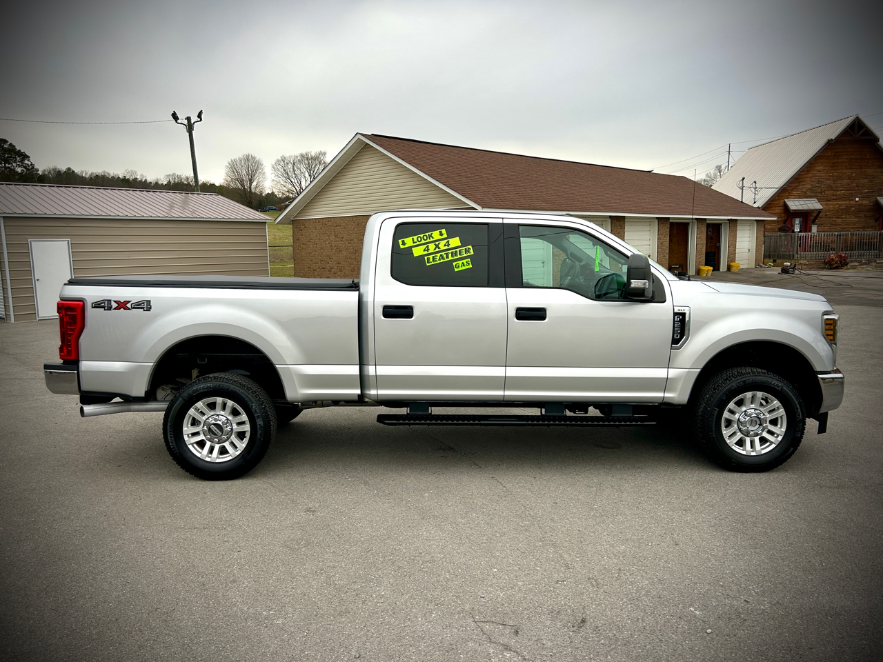Ford F-250 SD XLT Crew Cab SWB 4WD 2019