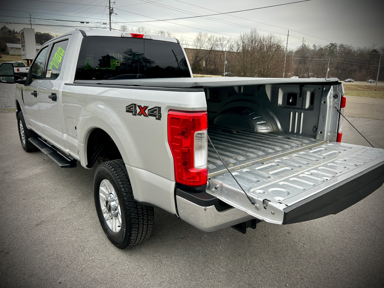 Ford F-250 SD XLT Crew Cab SWB 4WD 2019