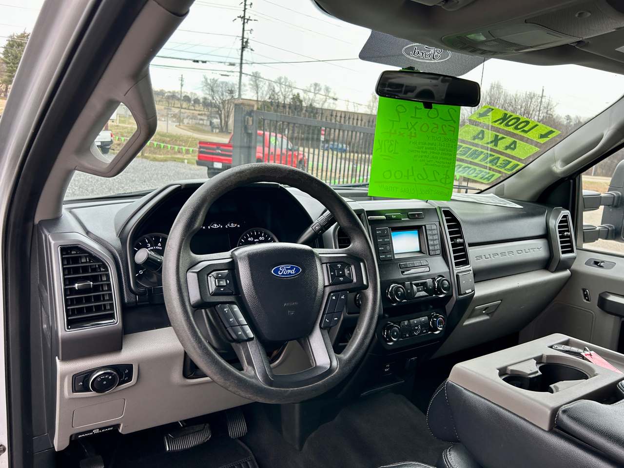 Ford F-250 SD XLT Crew Cab SWB 4WD 2019