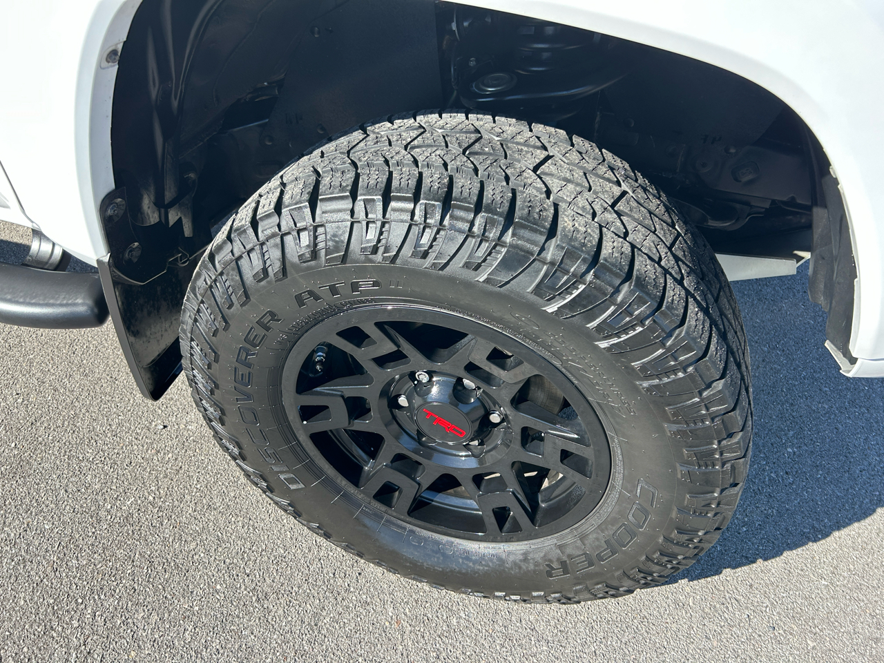 Toyota Tacoma 4WD Double Cab V6 AT TRD Sport (Natl) 2017