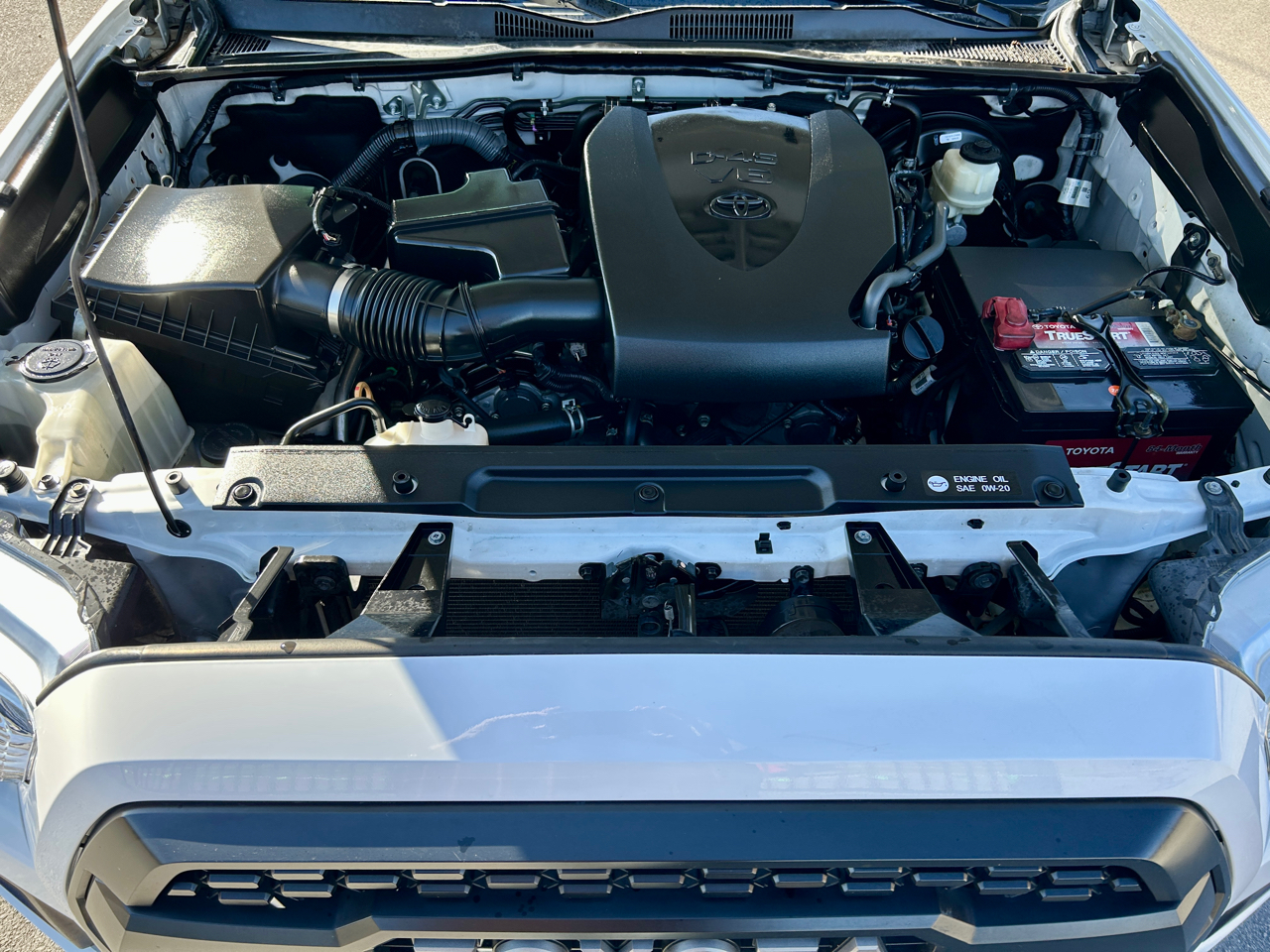 Toyota Tacoma 4WD Double Cab V6 AT TRD Sport (Natl) 2017