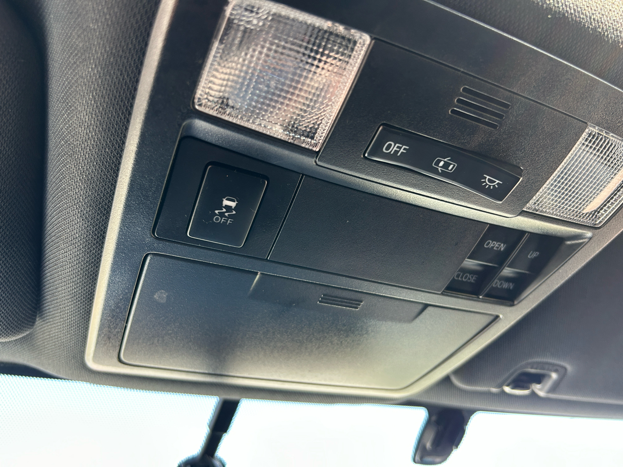 Toyota Tacoma 4WD Double Cab V6 AT TRD Sport (Natl) 2017