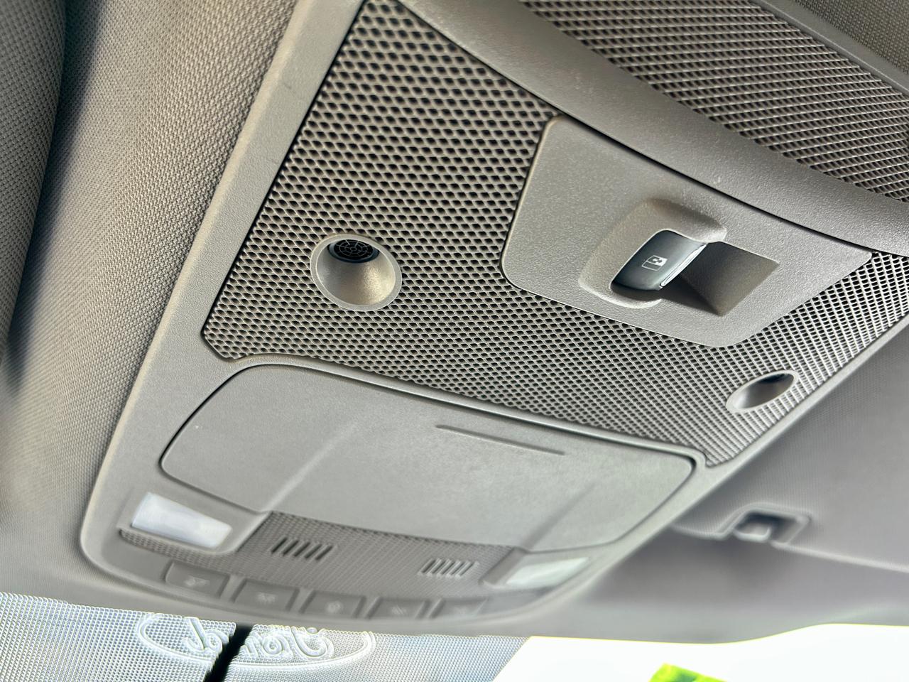 Ford F-150 4WD SuperCrew 145" Lariat 2017