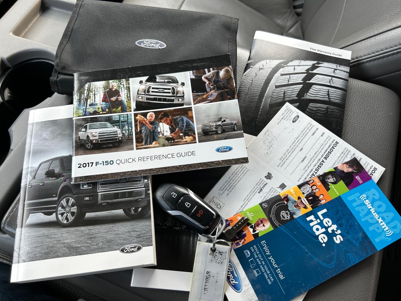 Ford F-150 4WD SuperCrew 145" Lariat 2017