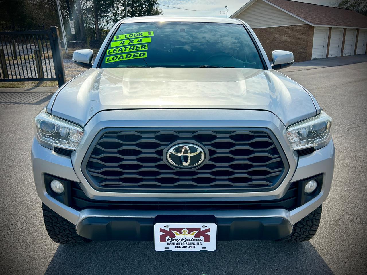Toyota Tacoma 4WD Double Cab V6 AT TRD Off Road (Natl) 2017