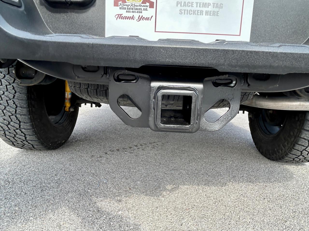 Toyota Tacoma 4WD Double Cab V6 AT TRD Off Road (Natl) 2017