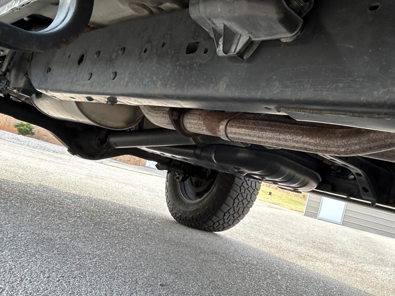 Toyota Tacoma 4WD Double Cab V6 AT TRD Off Road (Natl) 2017