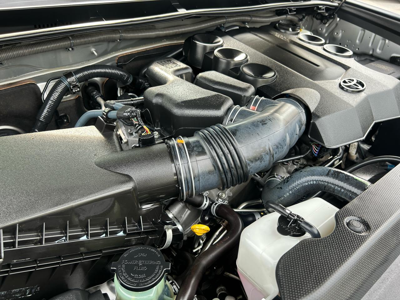 Toyota 4Runner SR5 4D SUV 4X4 V6 2016