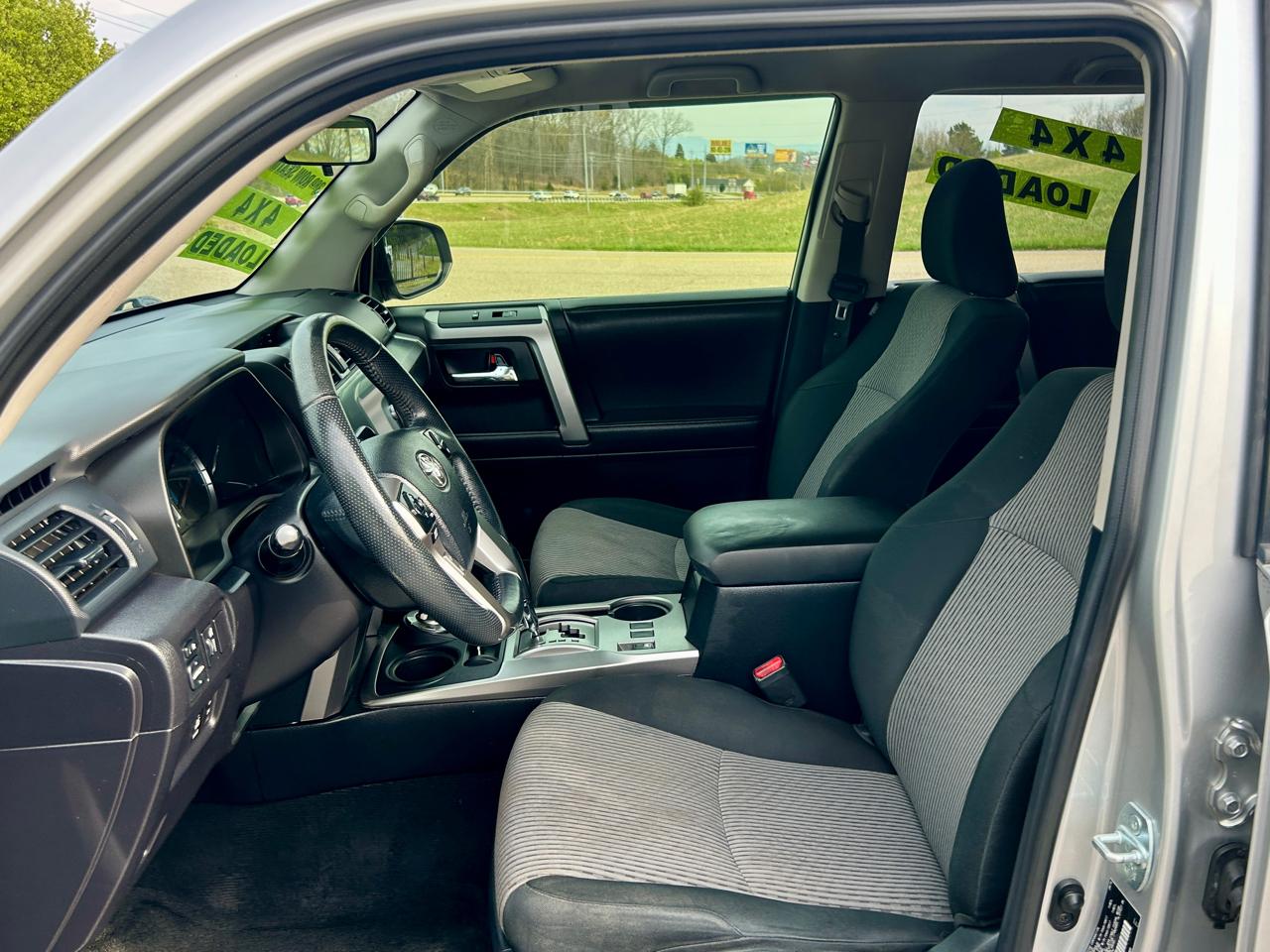 Toyota 4Runner SR5 4D SUV 4X4 V6 2016