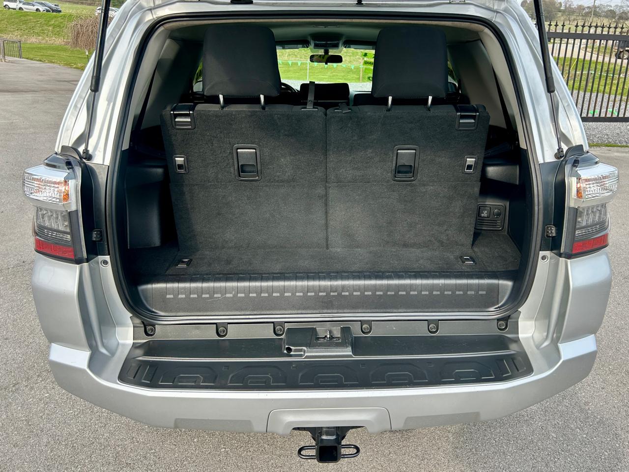 Toyota 4Runner SR5 4D SUV 4X4 V6 2016