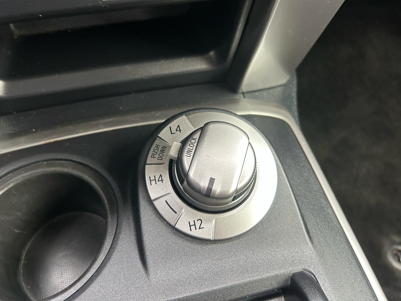 Toyota 4Runner SR5 4D SUV 4X4 V6 2016