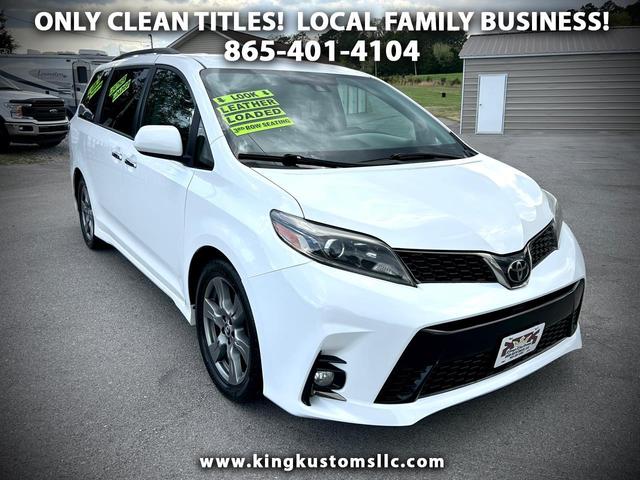 White 2018 Toyota Sienna SE 8-Passenger FWD Minivan Front-Wheel Drive 8-Speed Automatic