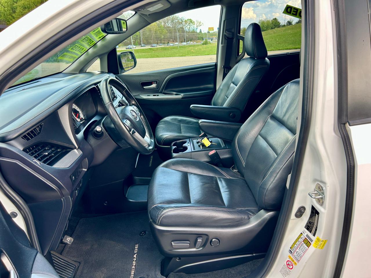 Toyota Sienna SE 8-Passenger 2018