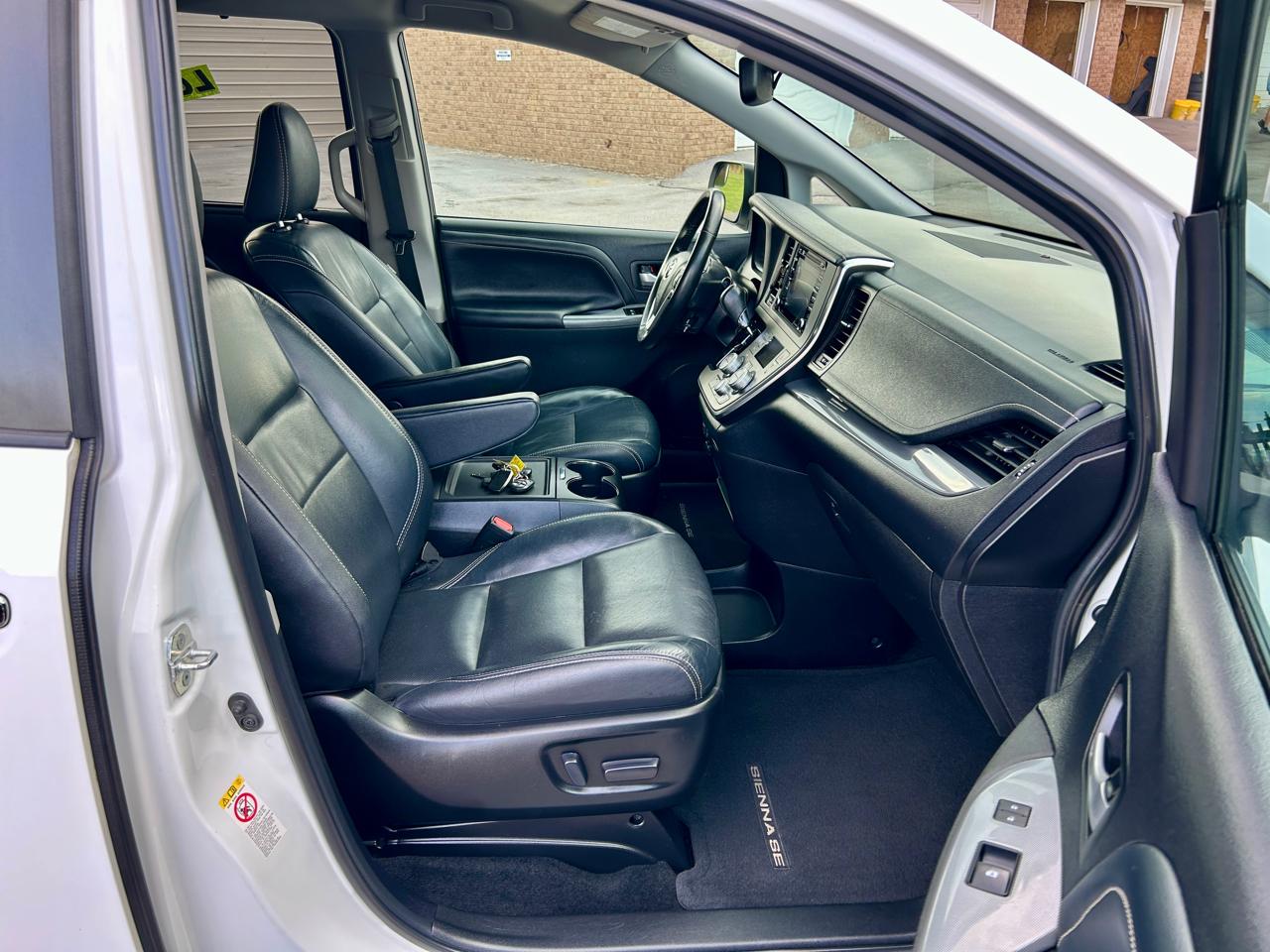 Toyota Sienna SE 8-Passenger 2018