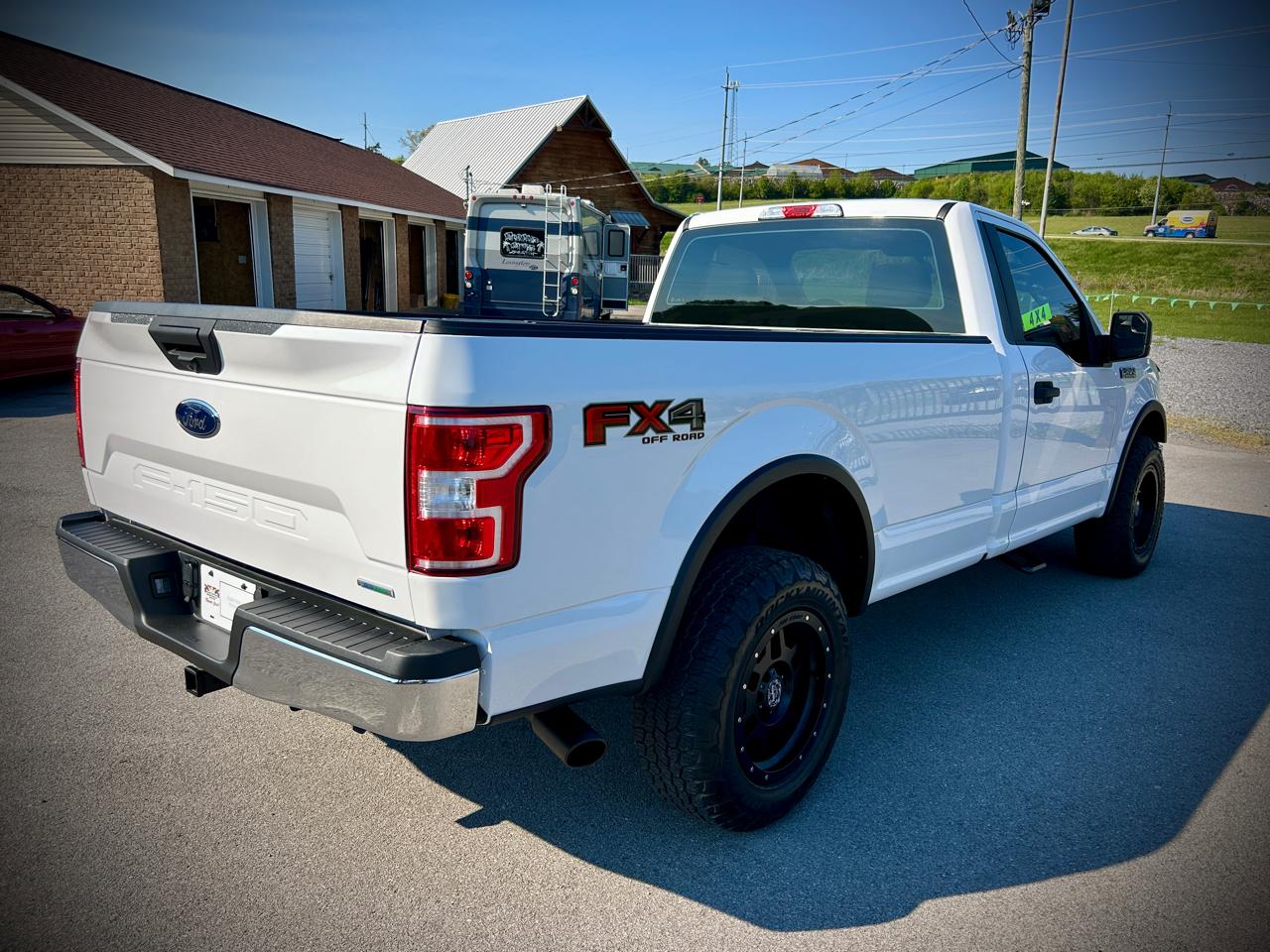 Ford F-150 4WD Reg Cab 145" XL 2020