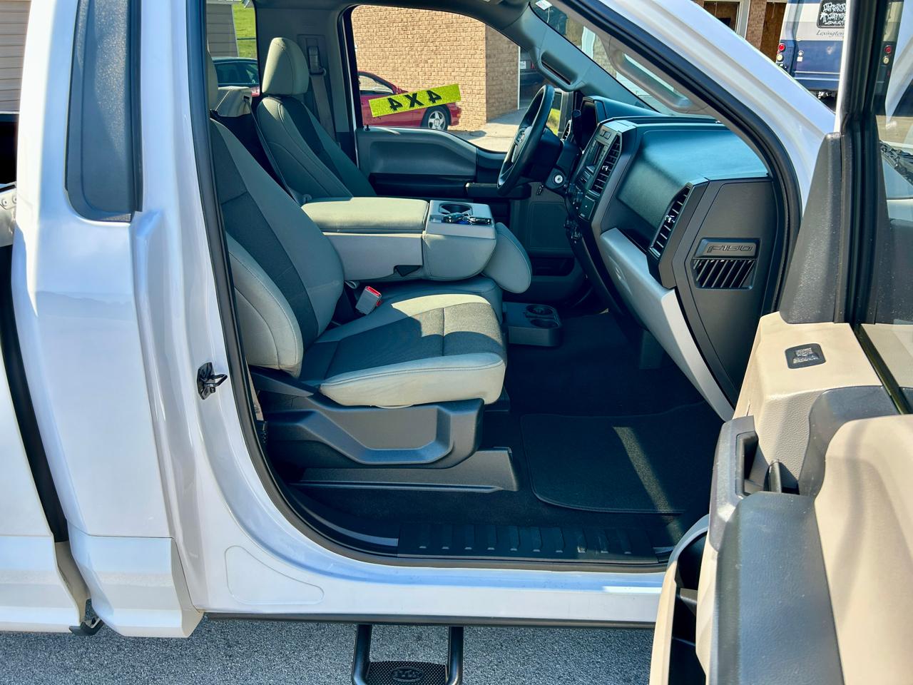 Ford F-150 4WD Reg Cab 145" XL 2020