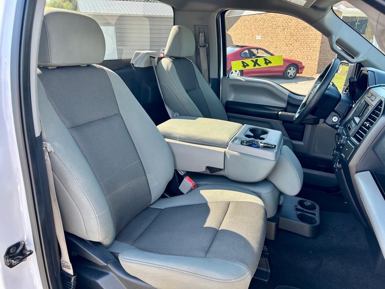 Ford F-150 4WD Reg Cab 145" XL 2020