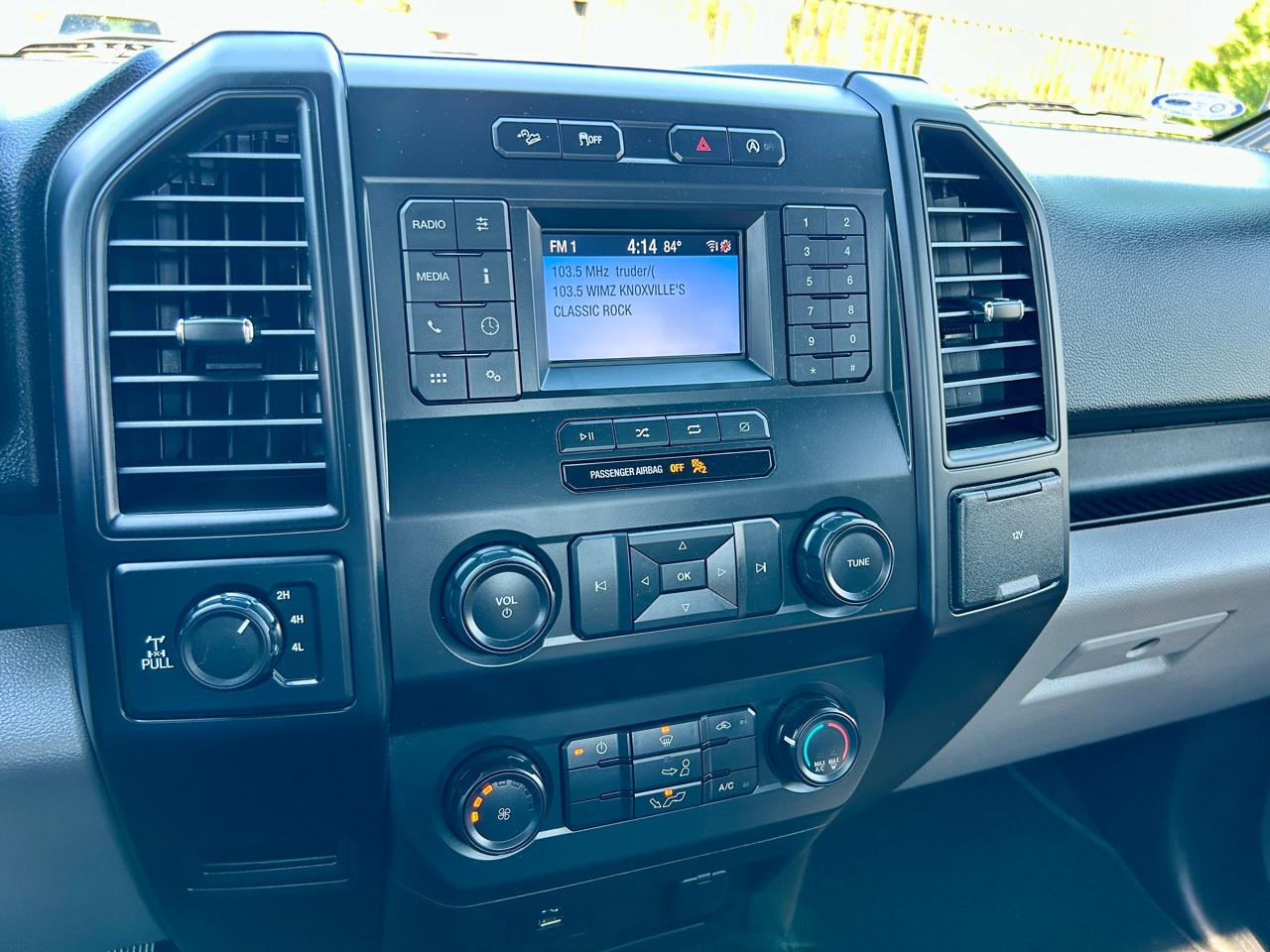 Ford F-150 4WD Reg Cab 145" XL 2020