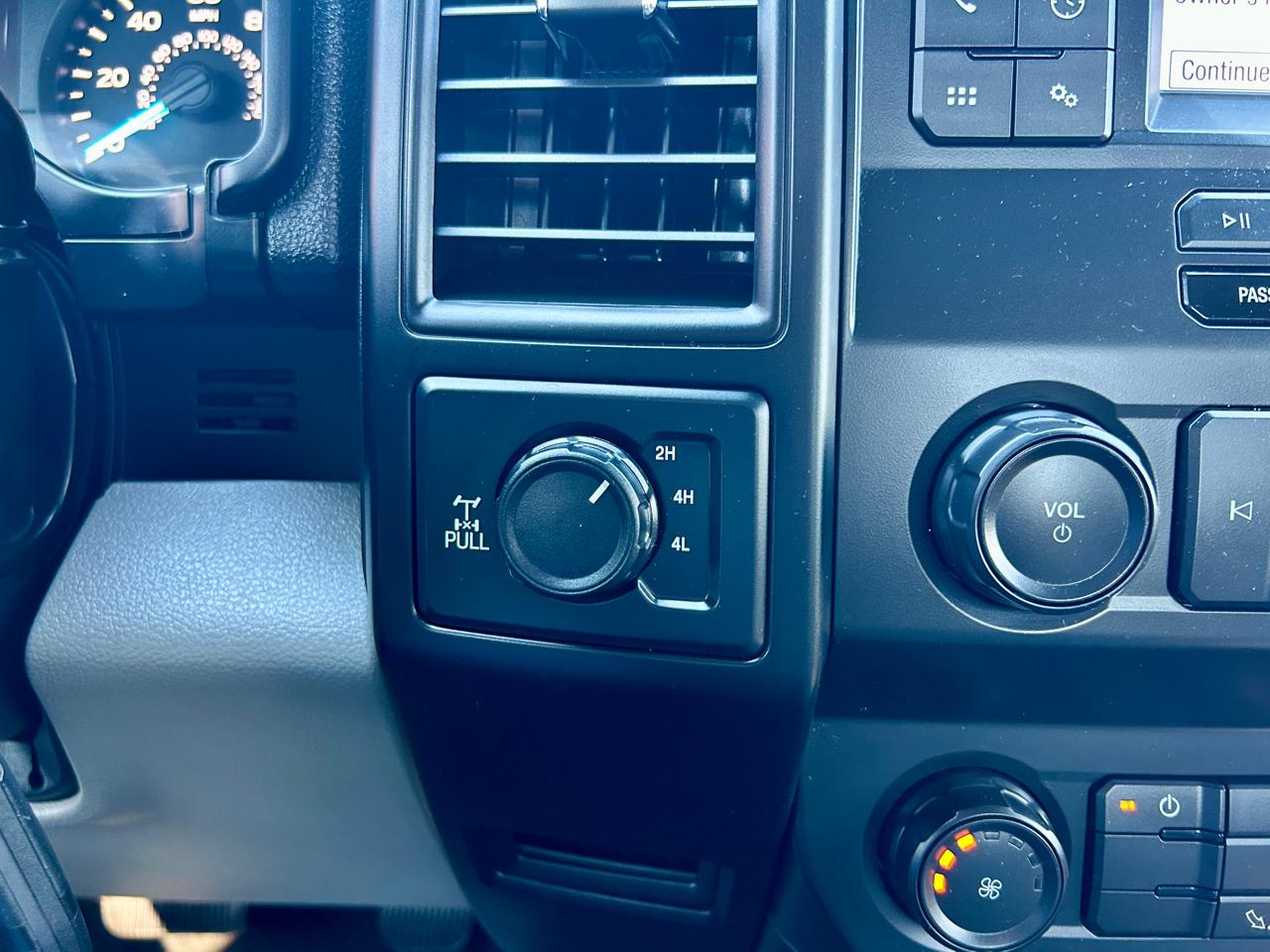 Ford F-150 4WD Reg Cab 145" XL 2020