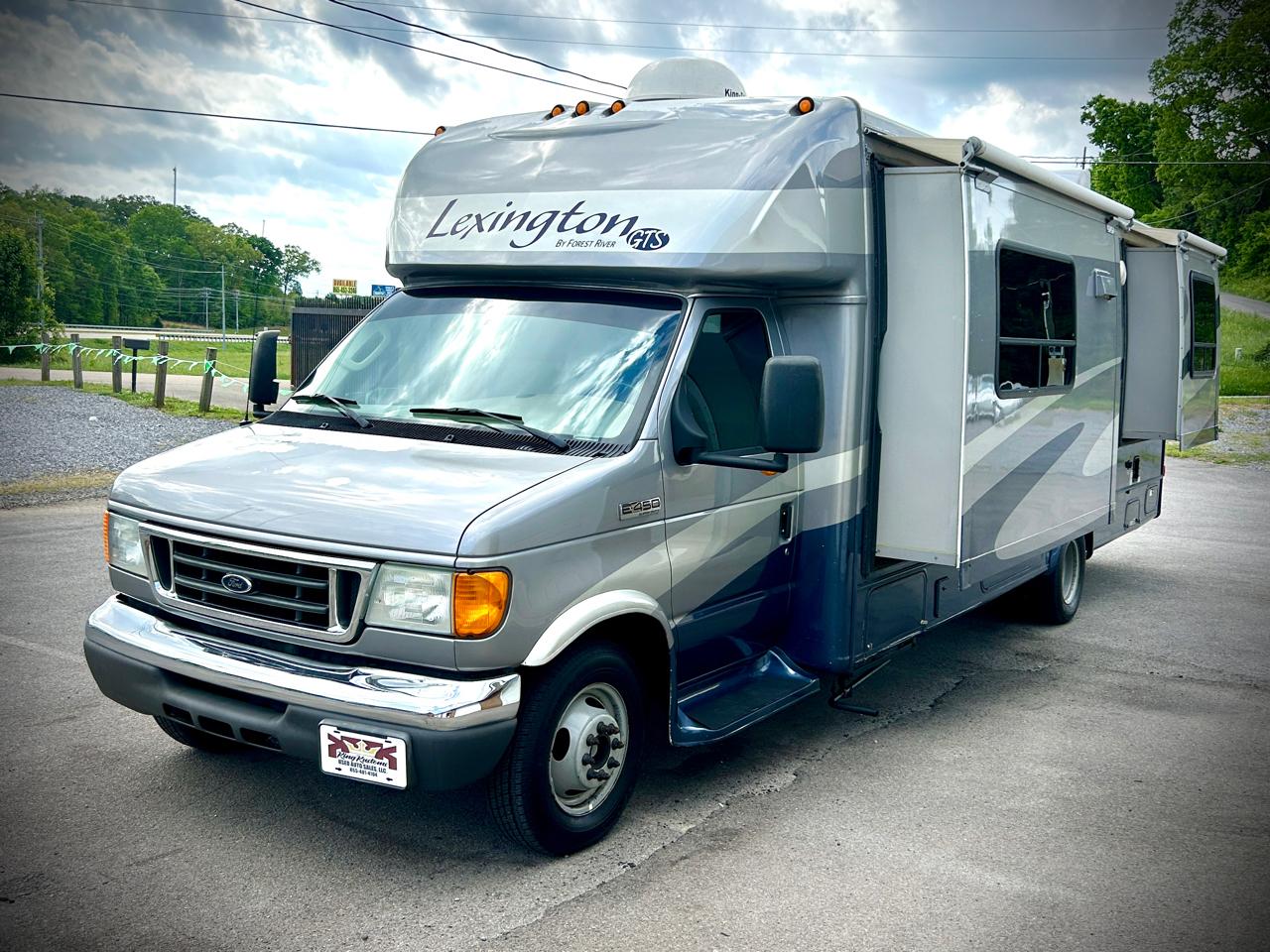 Ford Econoline E-450 2007