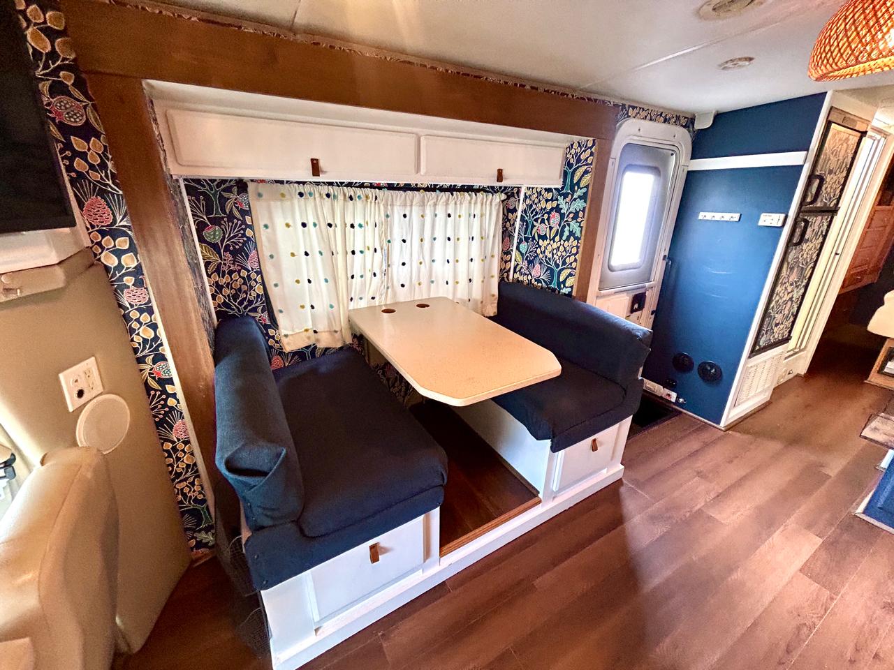 Ford Econoline E-450 2007